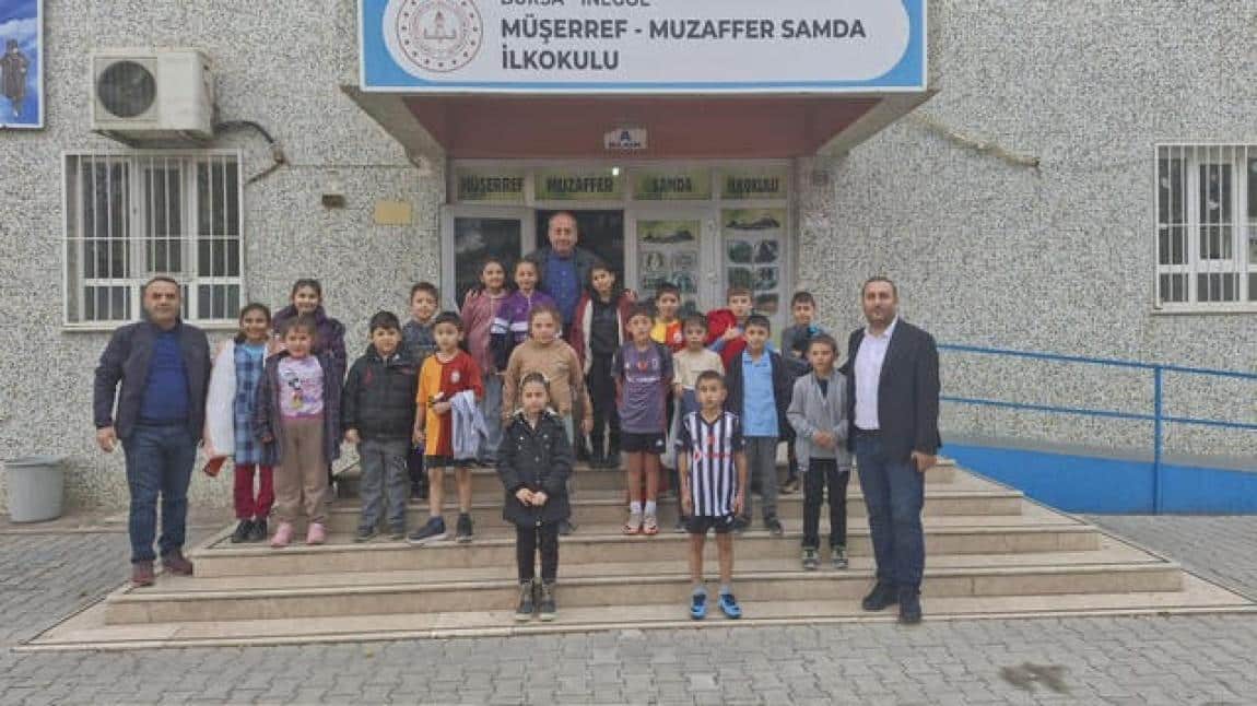 Müşerref Muzaffer Samda İlkokulu İle Dostluk Maçı Yaptık.